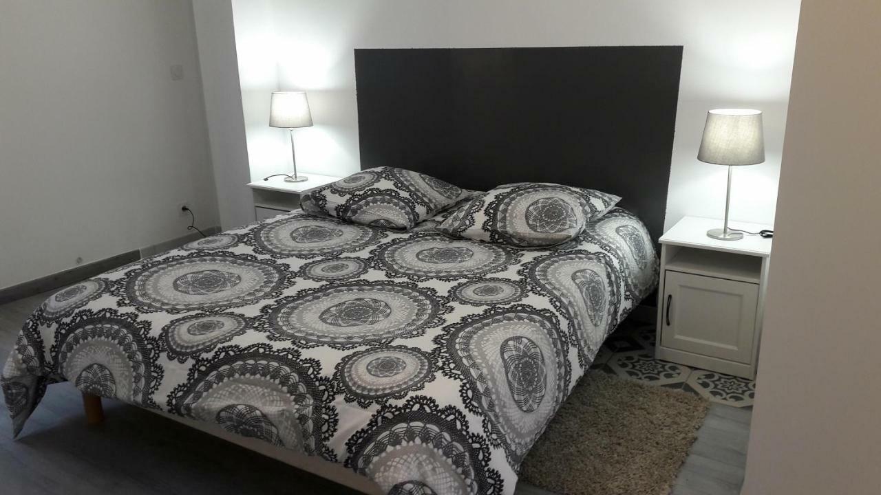 Appartement charmant - Centre Castelnaudary Extérieur photo